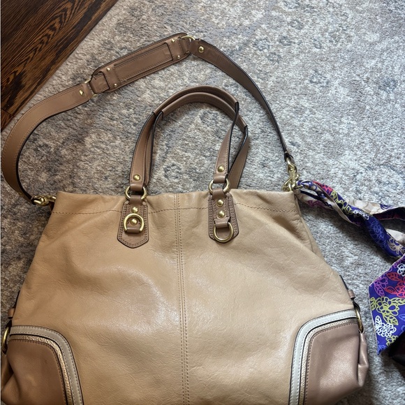 Coach Beige and Brown Leather Shoulder Bag - Picture 2 of 4